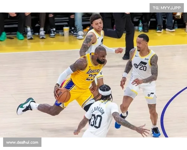 洛杉矶湖人队新赛季主场连胜超强表现冲击季后赛席位关键战役