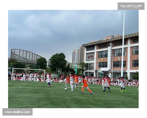 打造体育特色学校